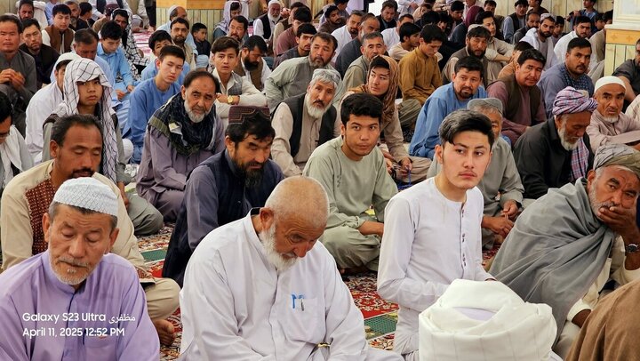 Photos: Friday prayers of Afghan Shiites in Helmand province