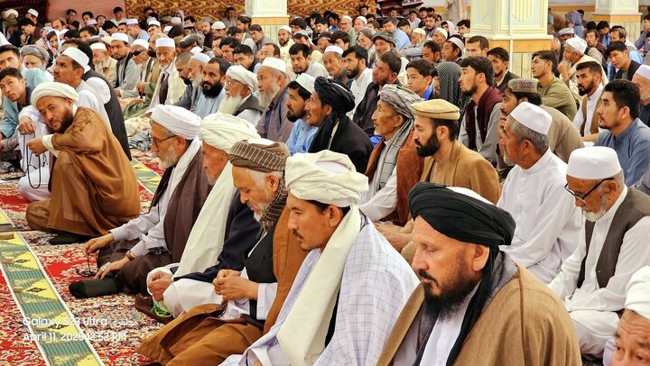 Photos: Friday prayers of Afghan Shiites in Helmand province