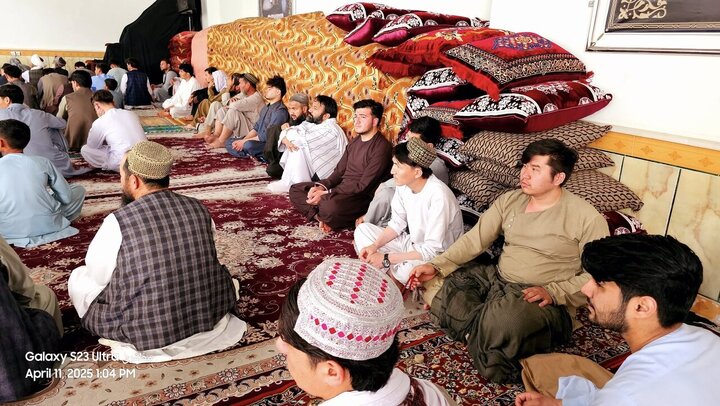 Photos: Friday prayers of Afghan Shiites in Helmand province