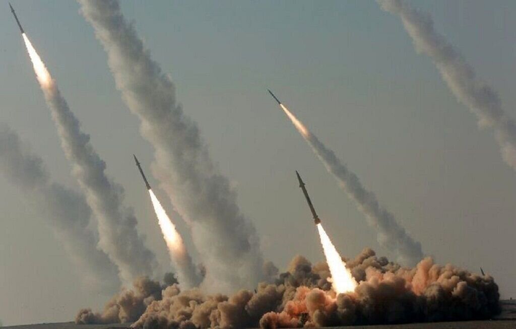 Hamas launches rocket attack into occupied Israeli territories