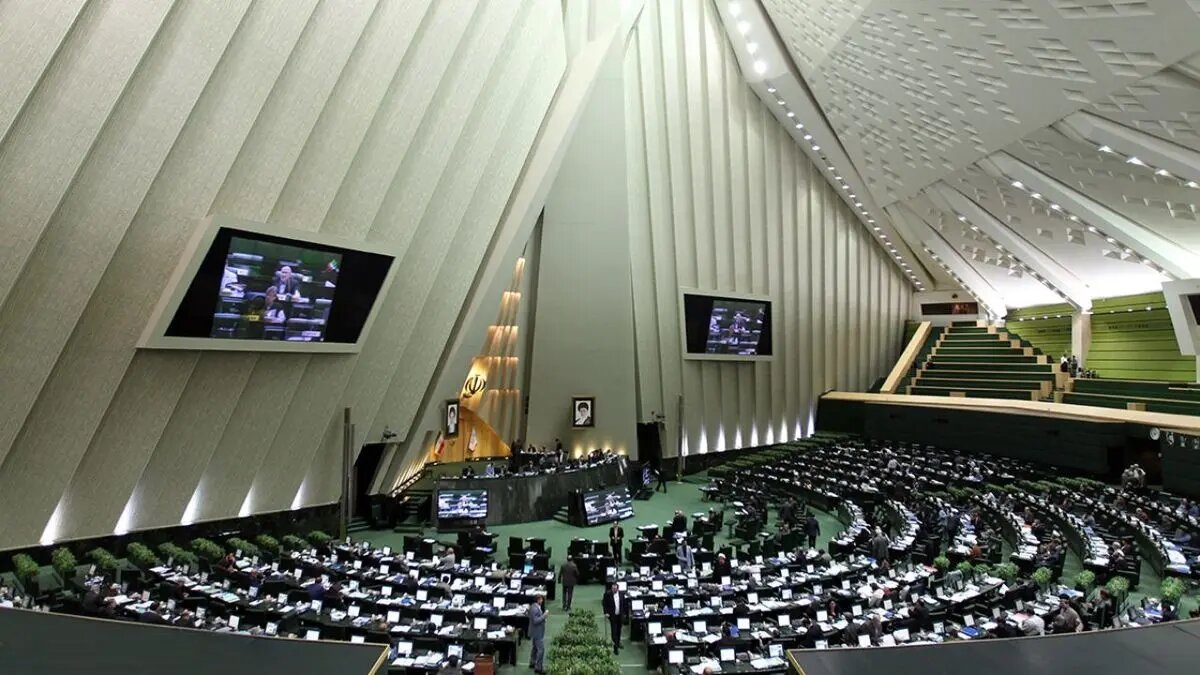 Iran’s parl. members strongly condemn burning Quran in Netherlands