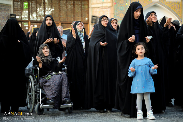 Photos: Mourning flag hoisted on Hazrat Abd al-'Azim al-Hasani's shrine dome