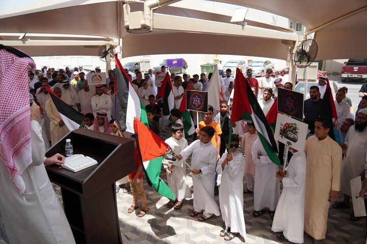 Photos: Bahrainis strike to protest genocide in Gaza