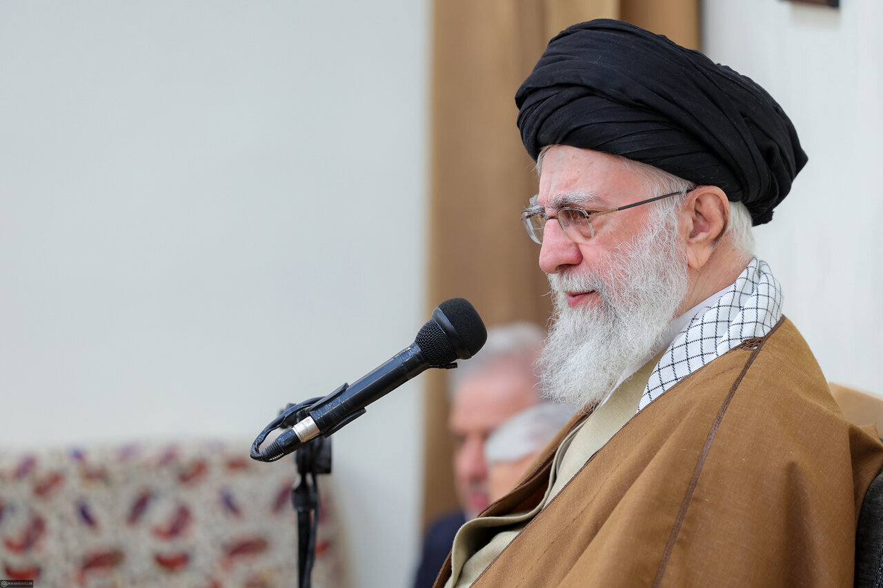 نمایه متنی سخنان رهبر انقلاب در دیدار جمعی از فرماندهان نیروهای مسلح