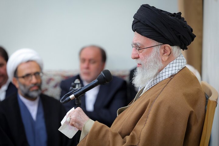 دیدار مسئولان با رهبر انقلاب