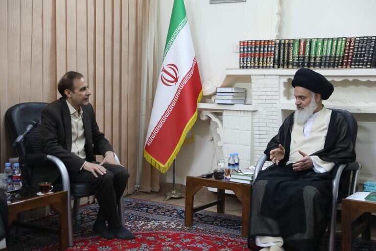 آیت‌الله حسینی بوشهری: قم یک شهر عادی نیست، حرم اهل‌بیت(ع) است