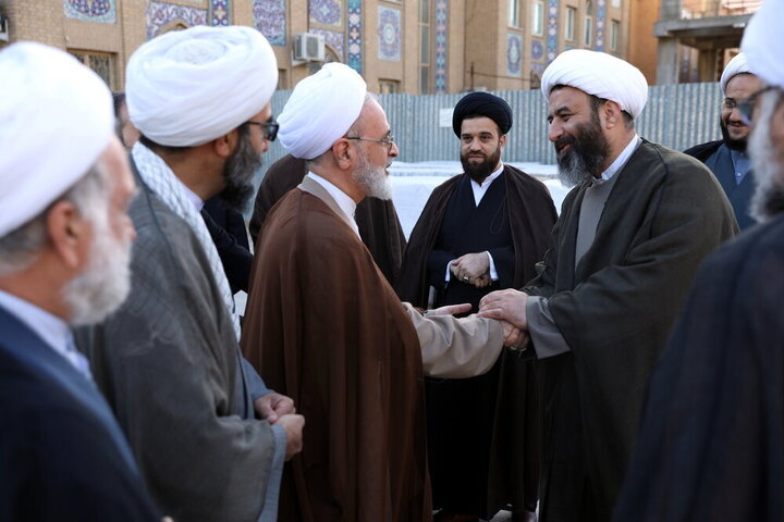 Photos: Head of Iran's Seminaries attends Shah Abdol-Azim Shrine