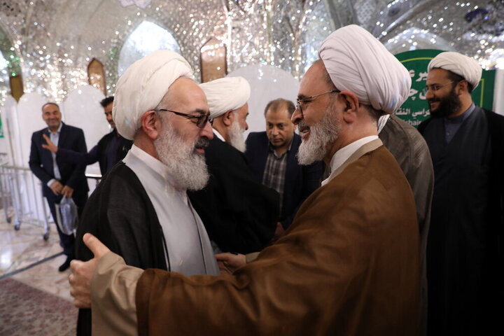 Photos: Head of Iran's Seminaries attends Shah Abdol-Azim Shrine