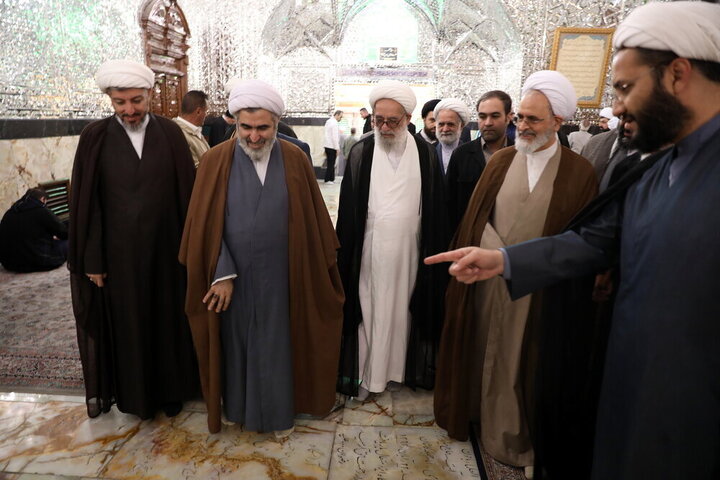 Photos: Head of Iran's Seminaries attends Shah Abdol-Azim Shrine