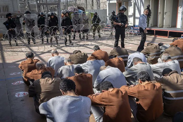 Wounded detainee Rdaideh martyred due to medical negligence