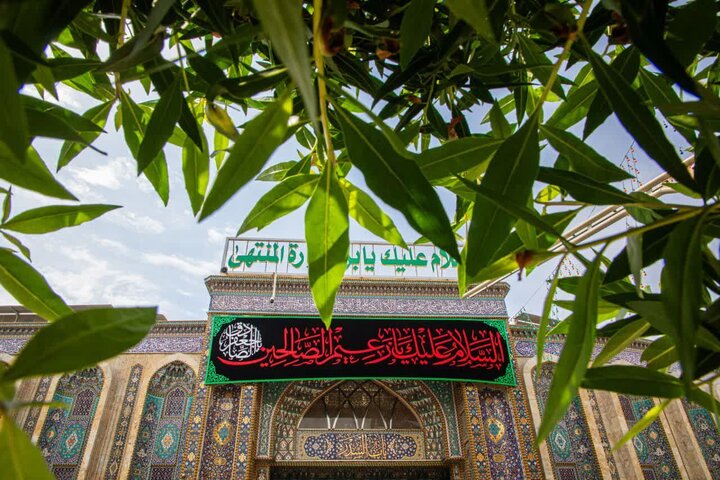 Photos: Imam Hussain Shrine covered in black ahead of Imam Sadiq martyrdom anniversary