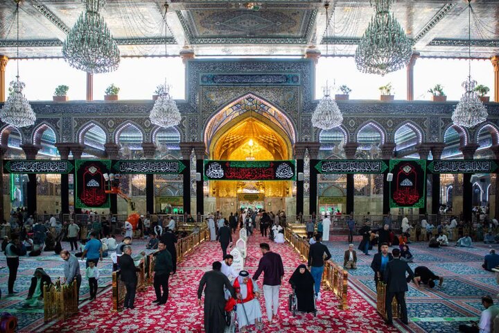 Photos: Imam Hussain Shrine covered in black ahead of Imam Sadiq martyrdom anniversary