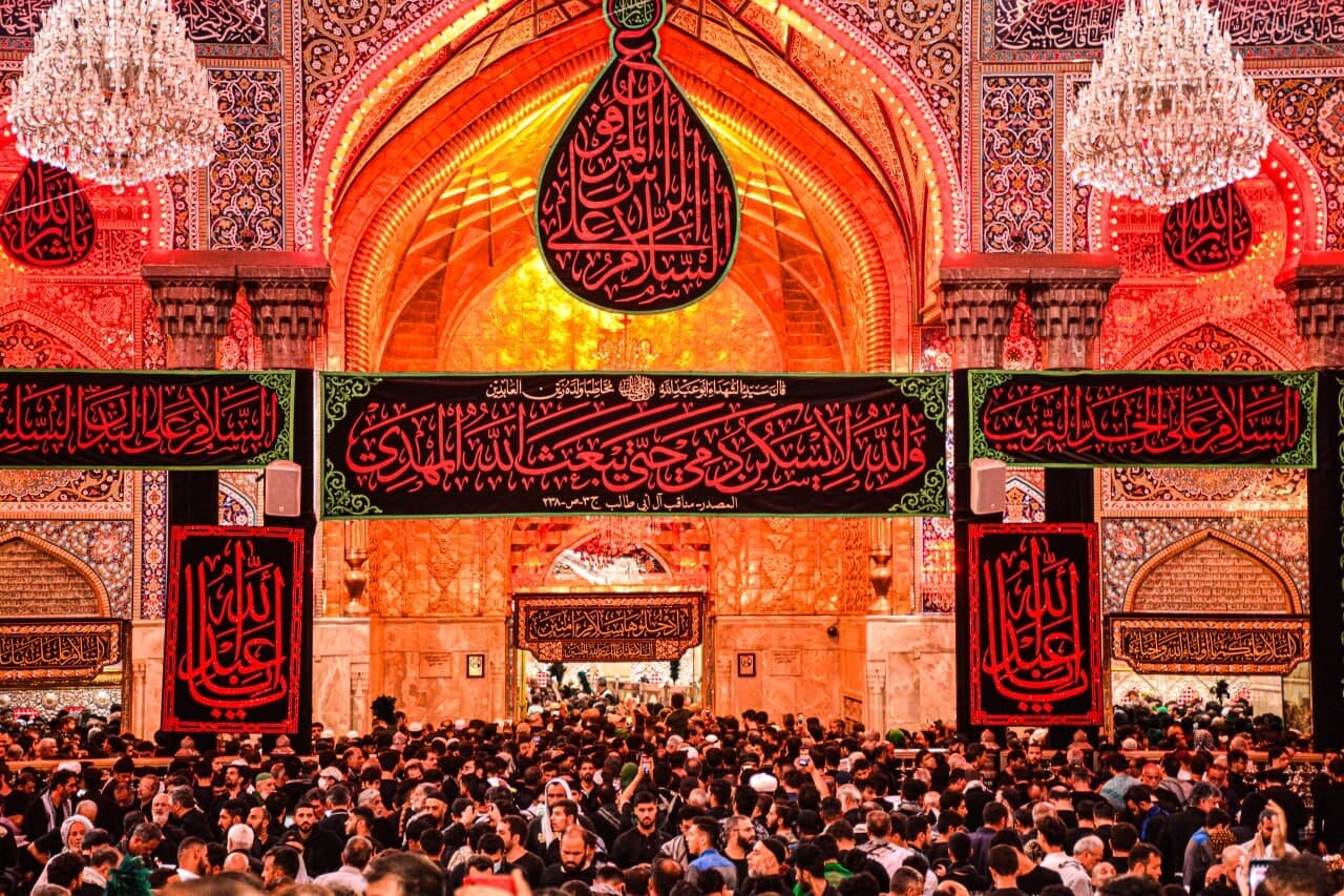 Video: Dutch tourist amazed by splendor, majesty of Imam Hussain holy shrine