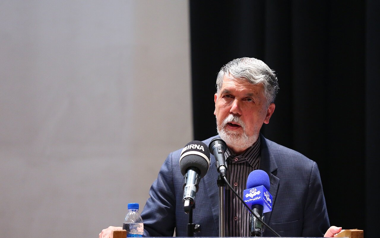 کانون‌های مساجد فضای امن گفتگو درباره جوانی جمعیت هستند