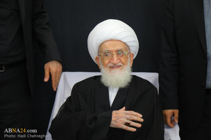 Photos: Grand Ayatollah Nouri Hamedani attends Imam Sadiq mourning procession