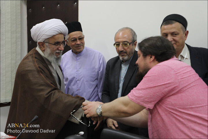 Photos: Russian Islamic figures meet with Secretary General of AhlulBayt World Assembly