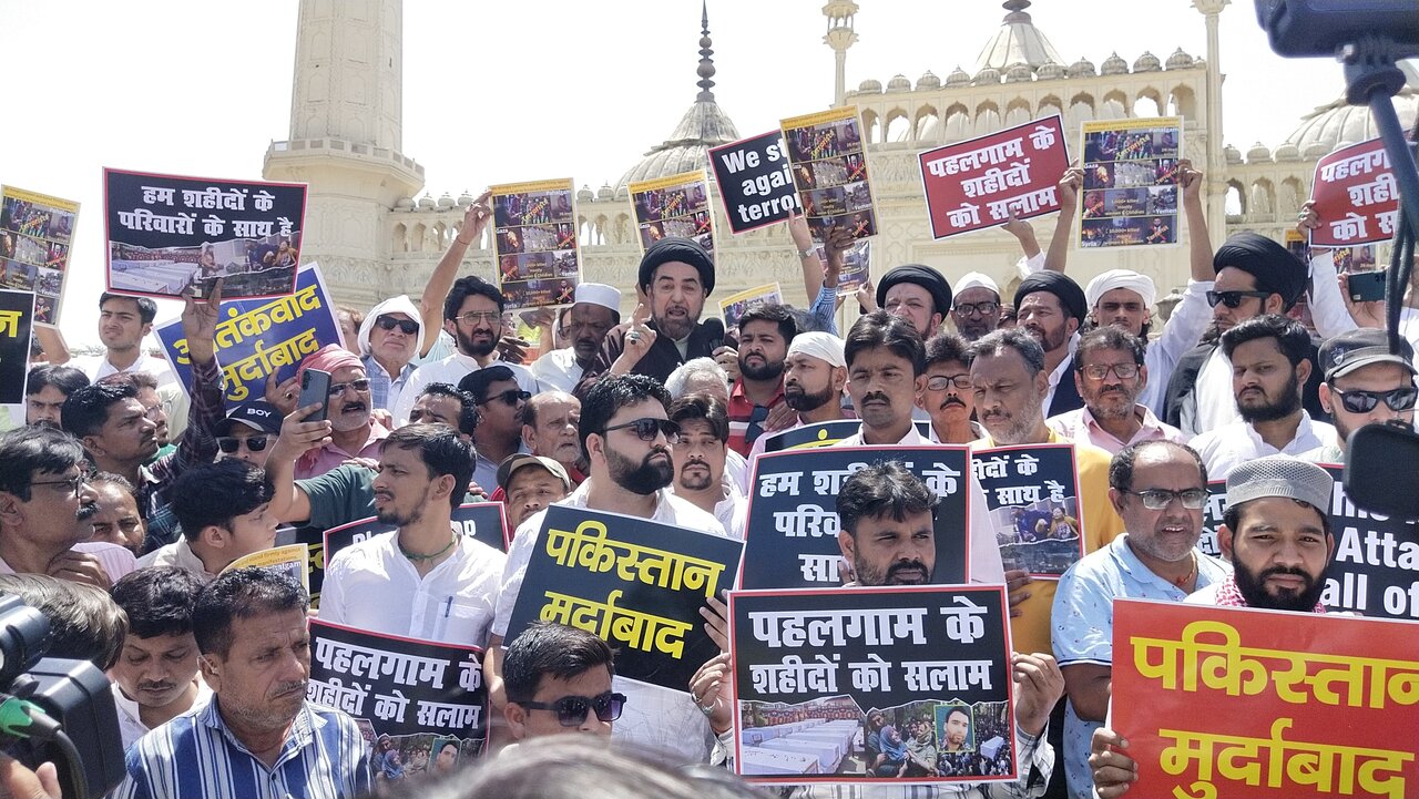 By giving “two-nation theory” Pakistan proven its hand in Pahalgam terrorist attack: Maulana Kalbe Jawad