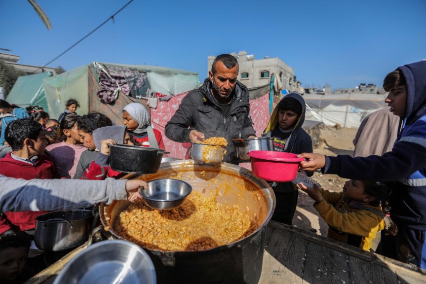 Gaza Economy Collapses as Prices Soar 527% Under Israeli Blockade, Chamber Reports