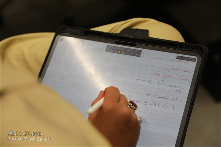 Photos: Session on "Sturdiness in the field: Afghan Shias' narrative of fight against Soviet Union" held at ABNA News Agency