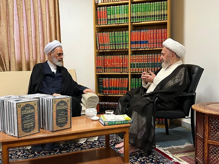 دیدار آیت الله اعرافی با آیت الله سبحانی