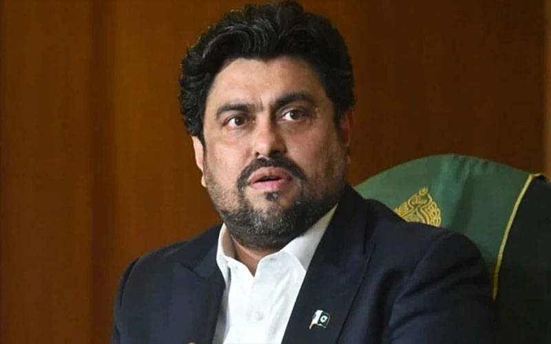 پاک فوج کے ہوتے بھارت پاکستان پر میلی نگاہ ڈالنے کی جرأت نہیں کرسکتا، گورنر سندھ