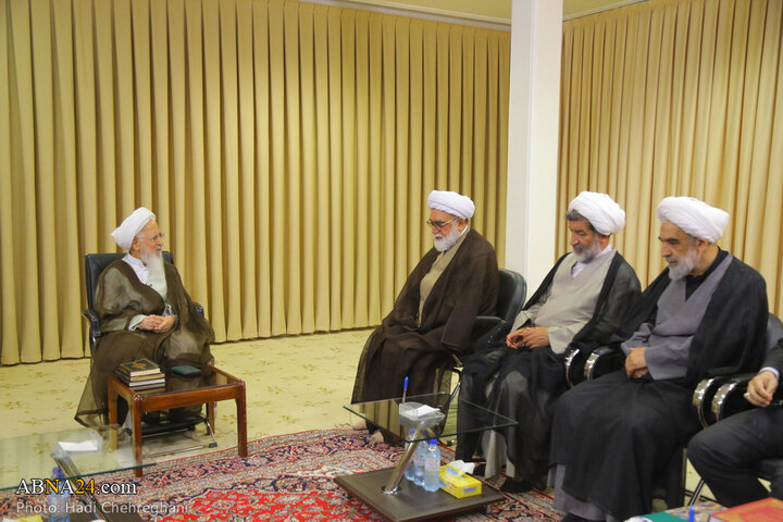 دیدار تولیت آستان قدس رضوی با آیت الله جوادی آملی