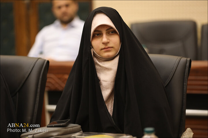 Photos: Group of students from University of Gilan Province with Ayatollah Ramazani