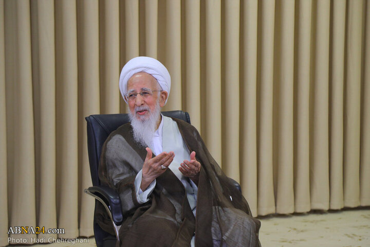 Photos: Custodian of Imam Reza Holy Shrine meets with Ayatollah Javadi Amoli