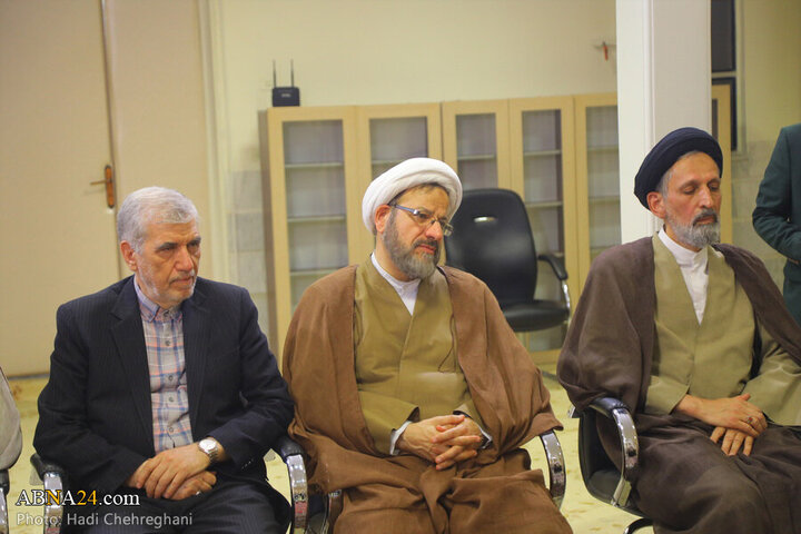 Photos: Custodian of Imam Reza Holy Shrine meets with Ayatollah Javadi Amoli