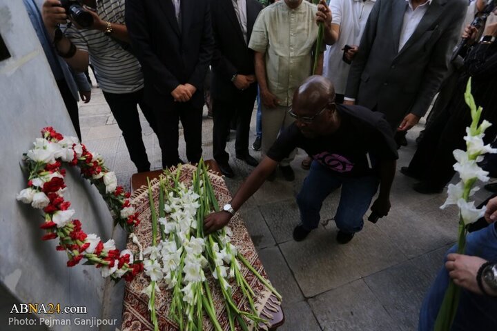 Photos: Peace tree planted by guests of third international Iran-Africa summit in Isfahan