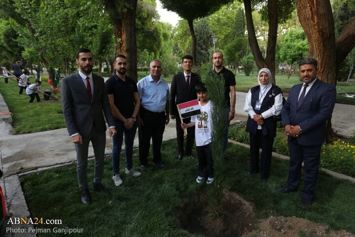 Photos: Peace tree planted by guests of third international Iran-Africa summit in Isfahan