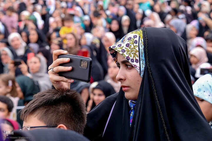 Photos: Thousands attend 'Mahfel' Quranic gathering in Qom, Iran