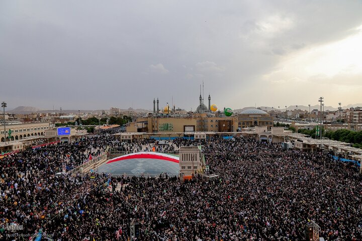Photos: Thousands attend 'Mahfel' Quranic gathering in Qom, Iran