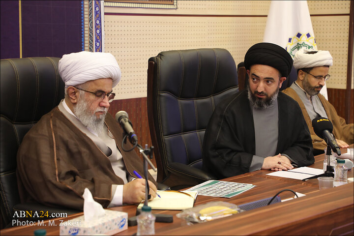 دیدار علمای حوزه علمیه نجف اشرف با دبیرکل مجمع جهانی اهل‌بیت(ع)