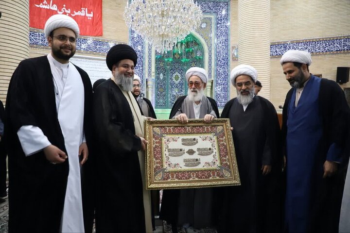 تجلیل از آیت‌الله فاضل لنکرانی از سوی شاگردان