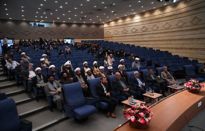 تصاویر| همایش بازشناسی مفاخر استان فارس