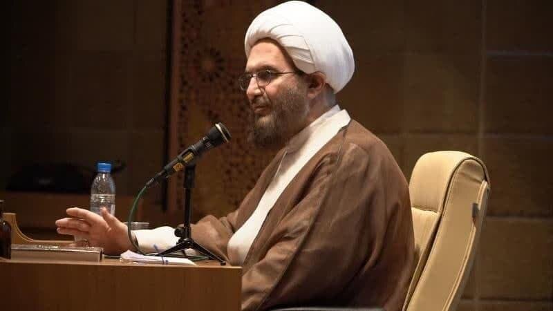 مصلاهای نماز جمعه و مساجد، تنگه احد ائمه جمعه و جماعات هستند