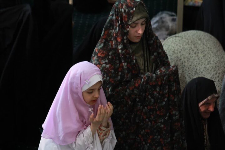 Photos: Special ceremony of Hazrat Masoumeh birth anniversary and Friday prayer for girls held in Zanjan