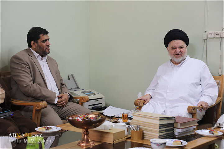 دیدار اعضای دانشنامه ویکی با حجت الاسلام شهرستانی