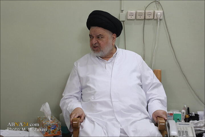 Photos: "WikiShia" managers meet with Ayatollah Sistani's representative in Iran