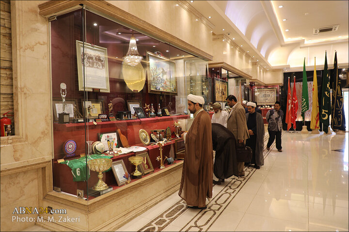 Photos: "WikiShia" managers, researchers visit Imam Ali Museum in Qom