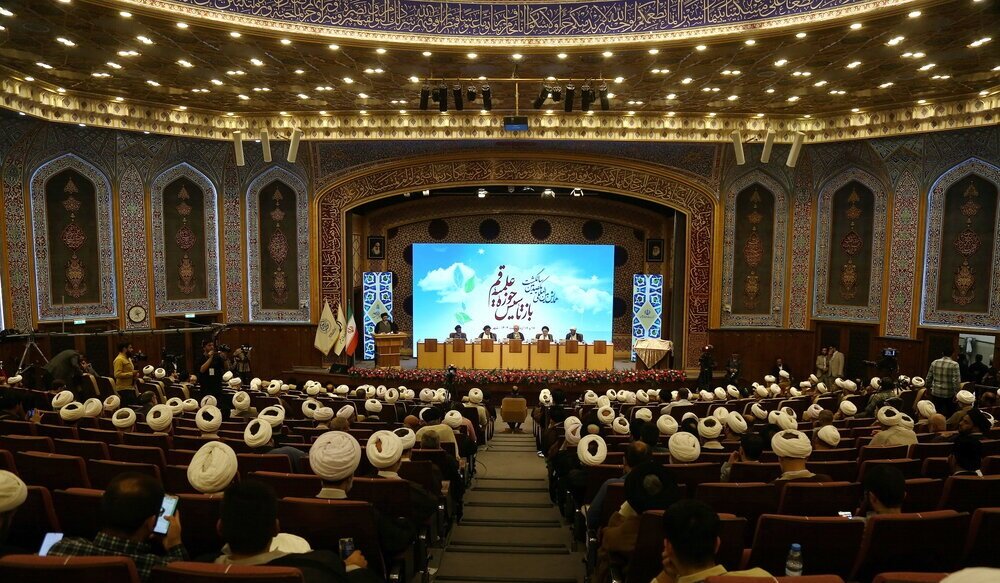 نگاهی به همایش «حوزه و بین‌الملل» در قم؛ تجلی صدای معارف اهل‌بیت(ع) در جهان