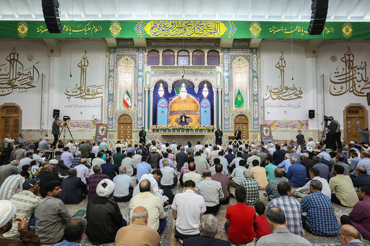 گزارش تصویری | جشن شب میلاد امام رئوف در حرم بانوی کرامت