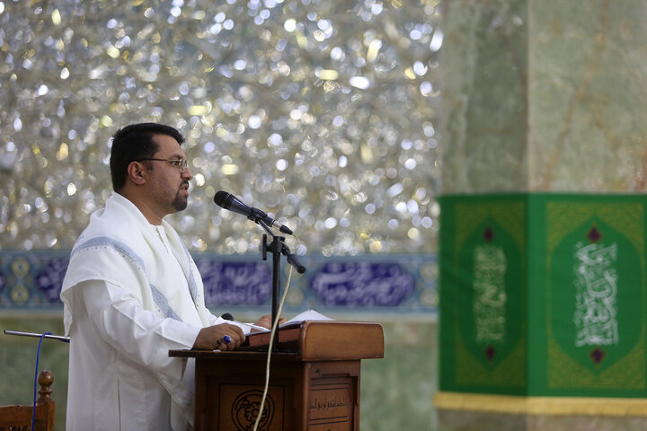 گزارش تصویری؛محفل مولودی‌خوانی عرب‌زبانان مقیم قم در شب میلاد امام رضا(ع)