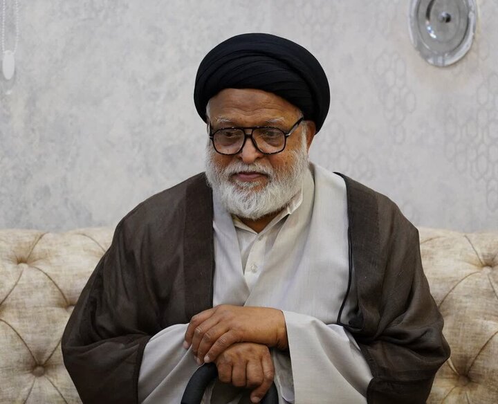 re-establishment of Qom Seminary