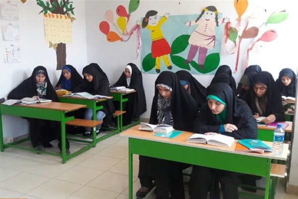 Iran's Education Ministry to establish 1,200 Quran memorization schools in five years
