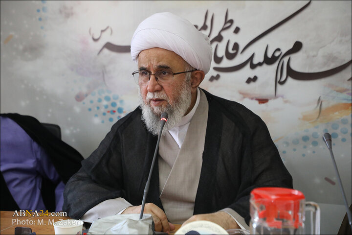 نشست «نقش اساتید دانشگاه در معرفی جهانی اسلام» با حضور آیت‌الله رمضانی