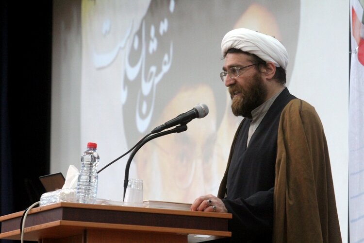 پیکر مرحوم حجت‌الاسلام نقده‌دوزان در نجف اشرف تشییع شد + ویدیو