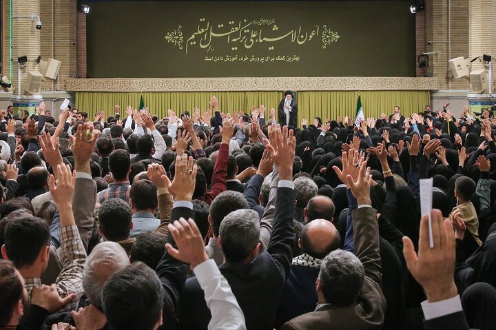 دیدار معلمان با رهبر انقلاب
