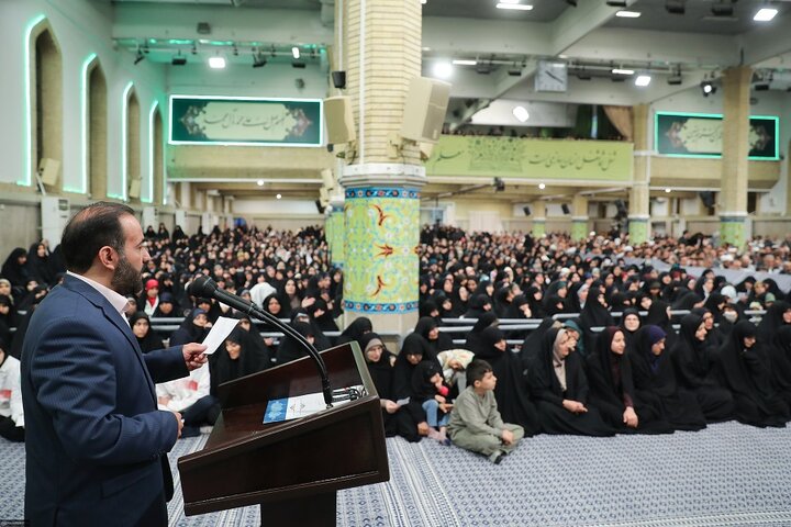 دیدار معلمان با رهبر انقلاب